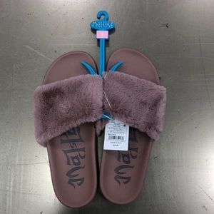 MAD Love slide on’s